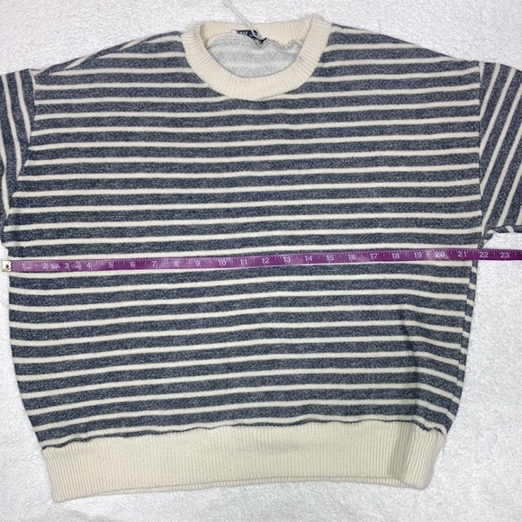 ZARA Striped Fleece Thick Knit Crewneck Sweatshirt women’s medium - Picture 3 of 7